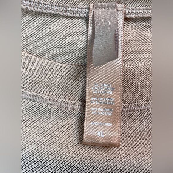 SKIMS Beige Mesh Cropped Top XL - Picture 9 of 10